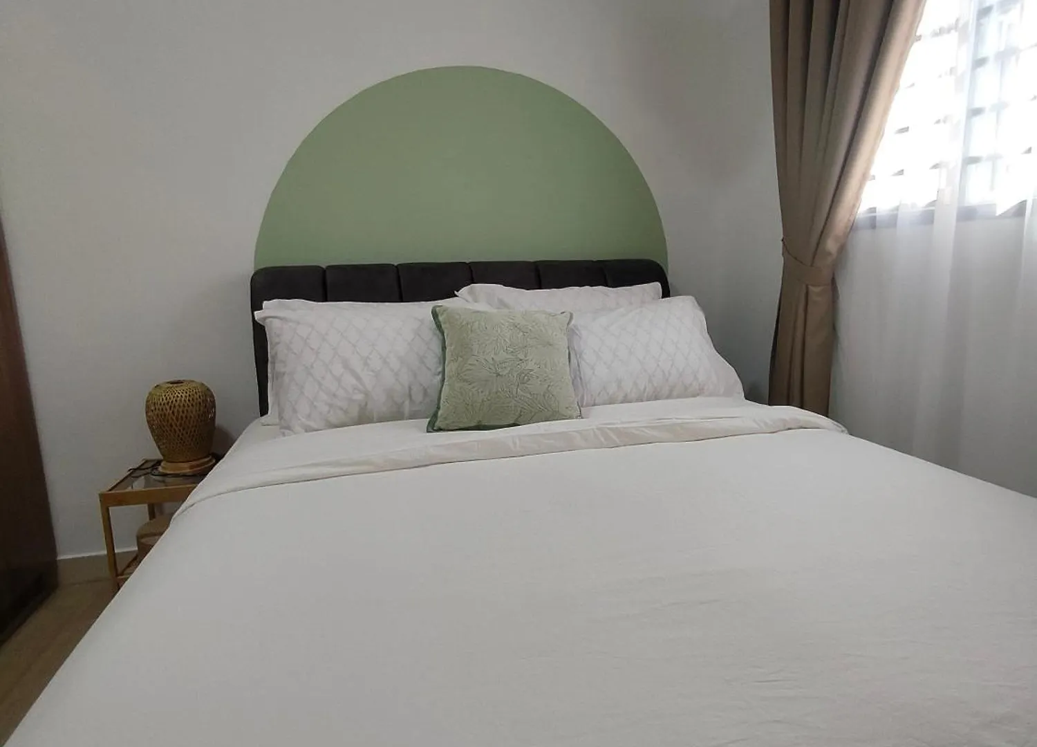 D'Alanis Asthetic Muji Guesthouse, Near Klia Szepang 0*,  Malajzia