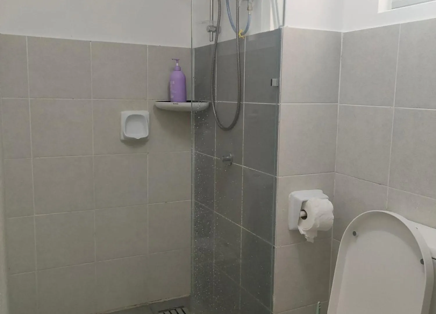 D'Alanis Asthetic Muji Guesthouse, Near Klia Szepang 0*,  Malajzia